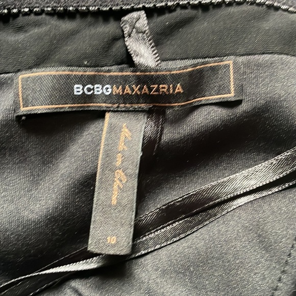 Elegant black BCBG MAXAZRIA full-length formal gown. Size 10 - Picture 7 of 10